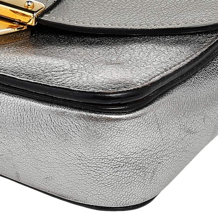 Pre Owned Miu Miu Metallic Silver /Grey Leather Crossbody Bag