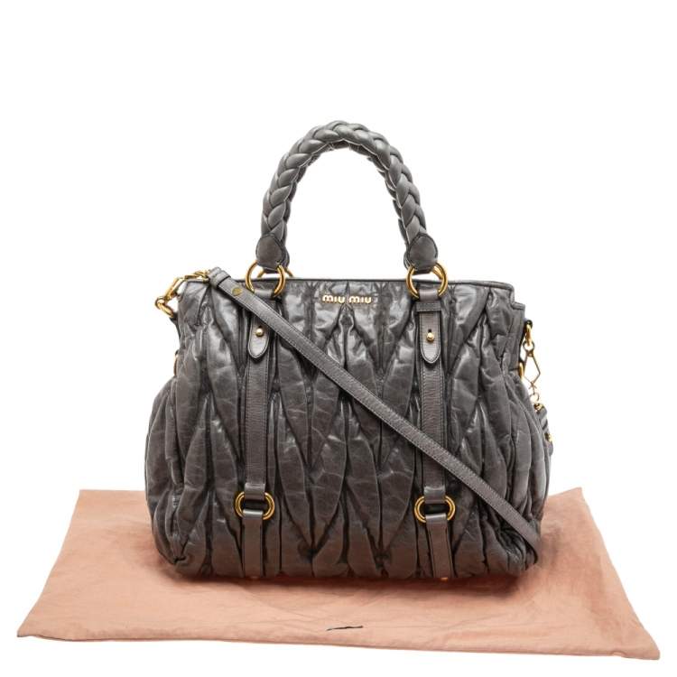 Pre Owned Miu Miu Grey Matelassé Leather Zip Tote