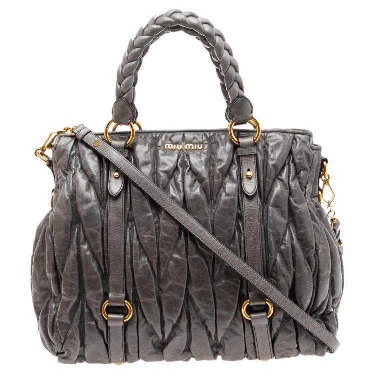 Pre Owned Miu Miu Grey Matelassé Leather Zip Tote