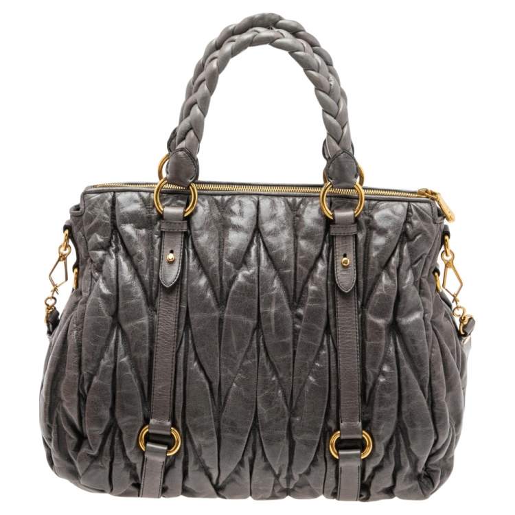 Pre Owned Miu Miu Grey Matelassé Leather Zip Tote
