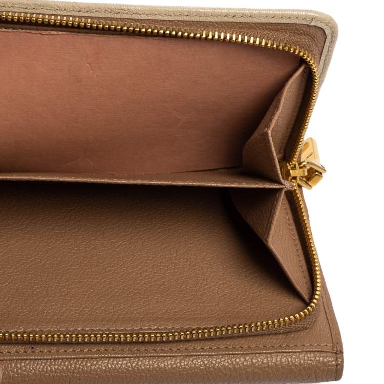Pre Owned Miu Miu Two Tone Beige Leather Madras Compact Wallet