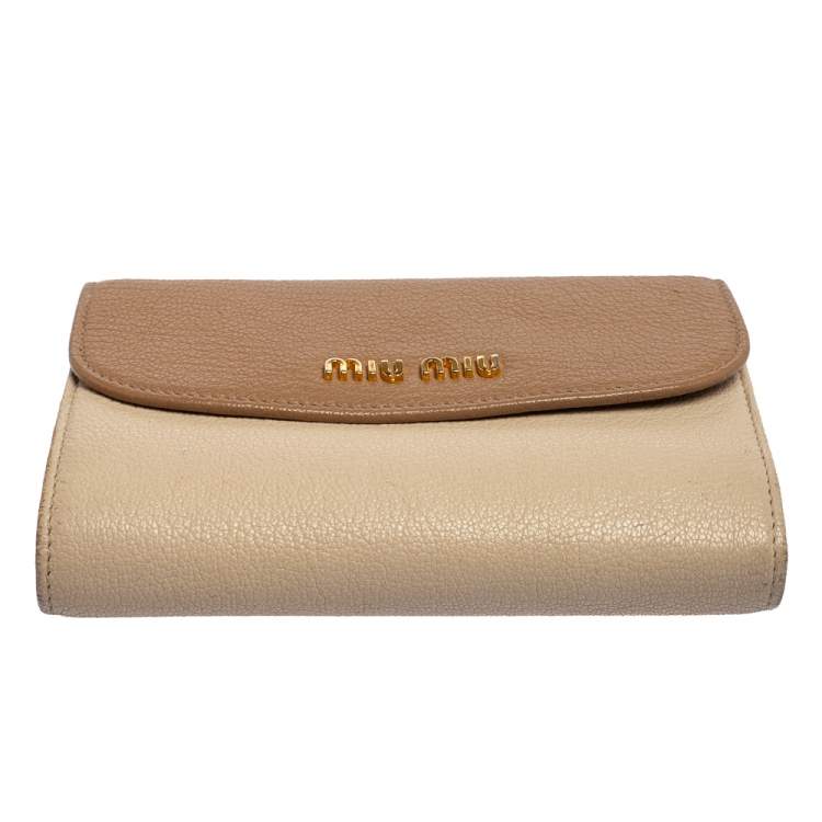 Pre Owned Miu Miu Two Tone Beige Leather Madras Compact Wallet