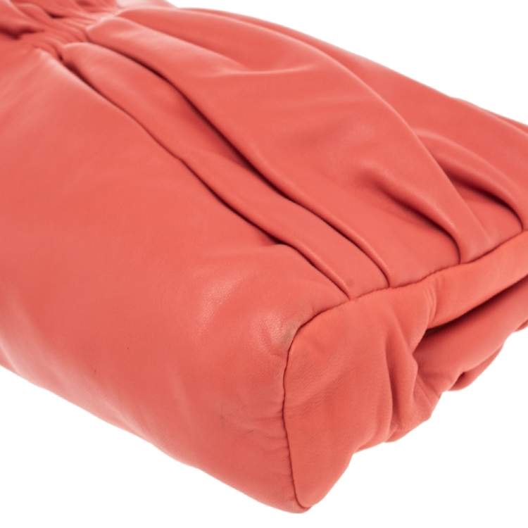 Pre Owned Miu Miu Coral Orange Leather Bow Kiss Lock Clutch