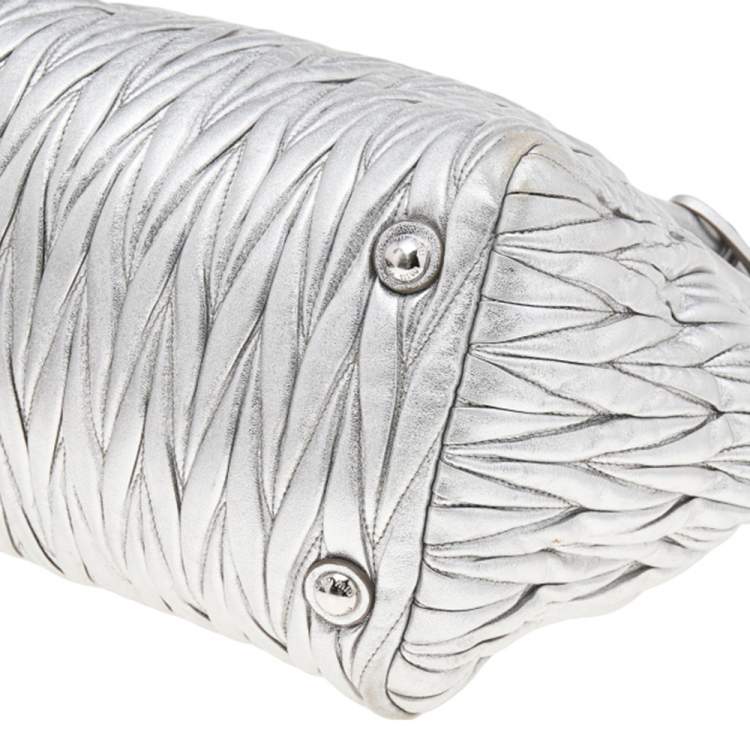 Pre Owned Miu Miu Silver Matelassé Leather Tote