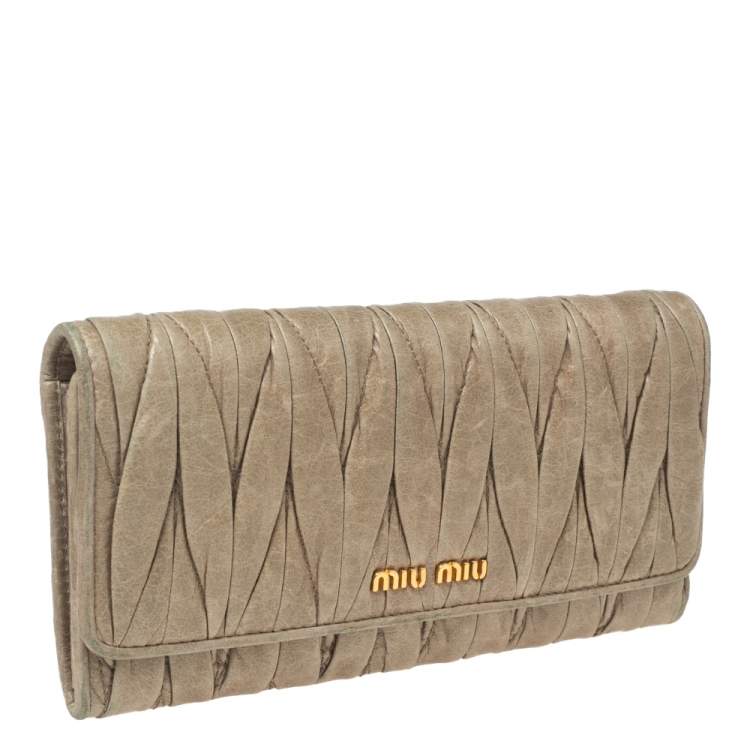 Pre Owned Miu Miu Pale Green Matelassé Leather Flap Continental Wallet
