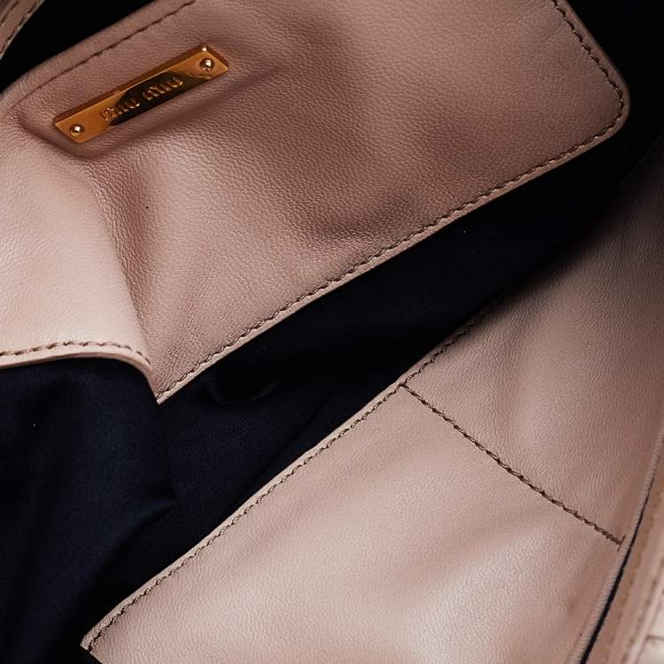 Pre Owned Miu Miu Beige Matelassé Leather Pouch 
