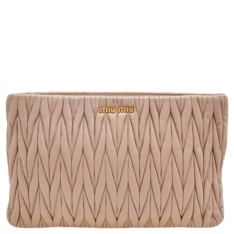 Pre Owned Miu Miu Beige Matelassé Leather Pouch 