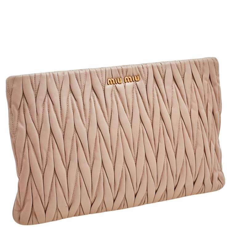Pre Owned Miu Miu Beige Matelassé Leather Pouch 