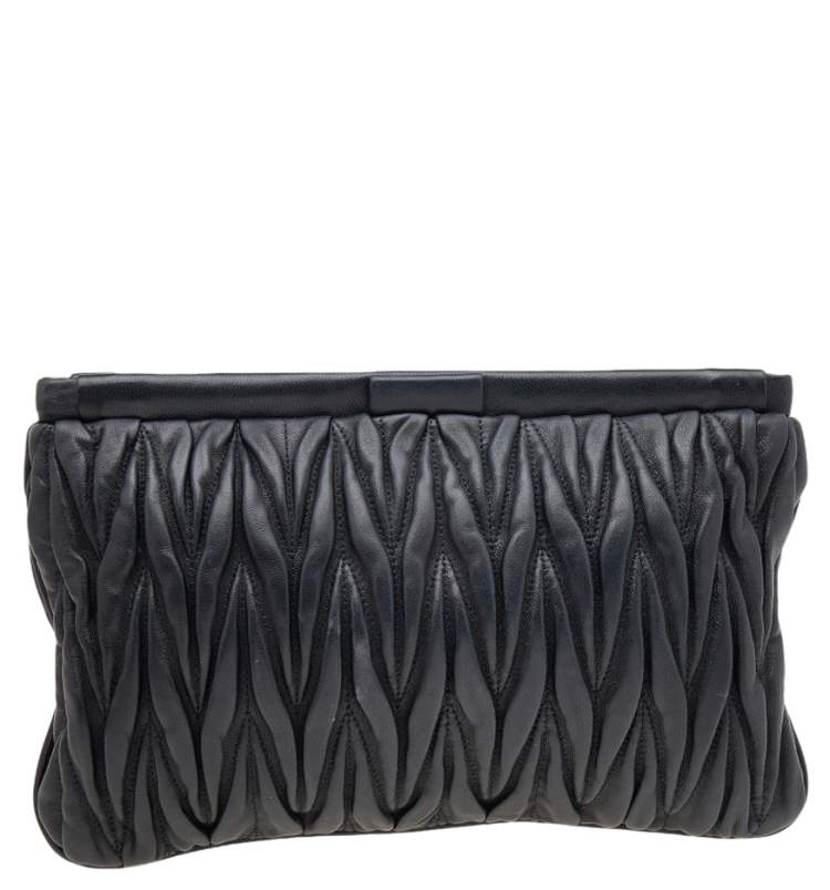 Pre Owned Miu Miu Black Metalassé Leather Clutch
