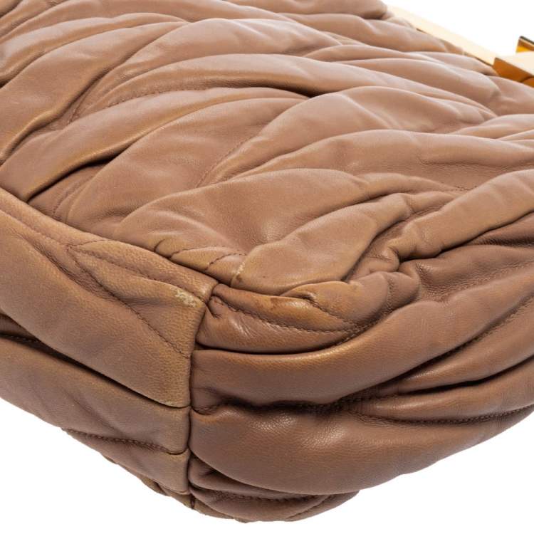 Pre Owned Miu Miu Beige Leather Matelassé Clasp Clutch