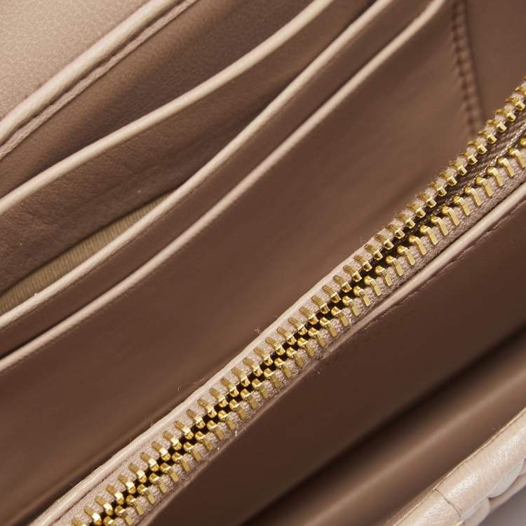 Pre Owned Miu Miu Beige Matelasse Leather Phone Crossbody Bag