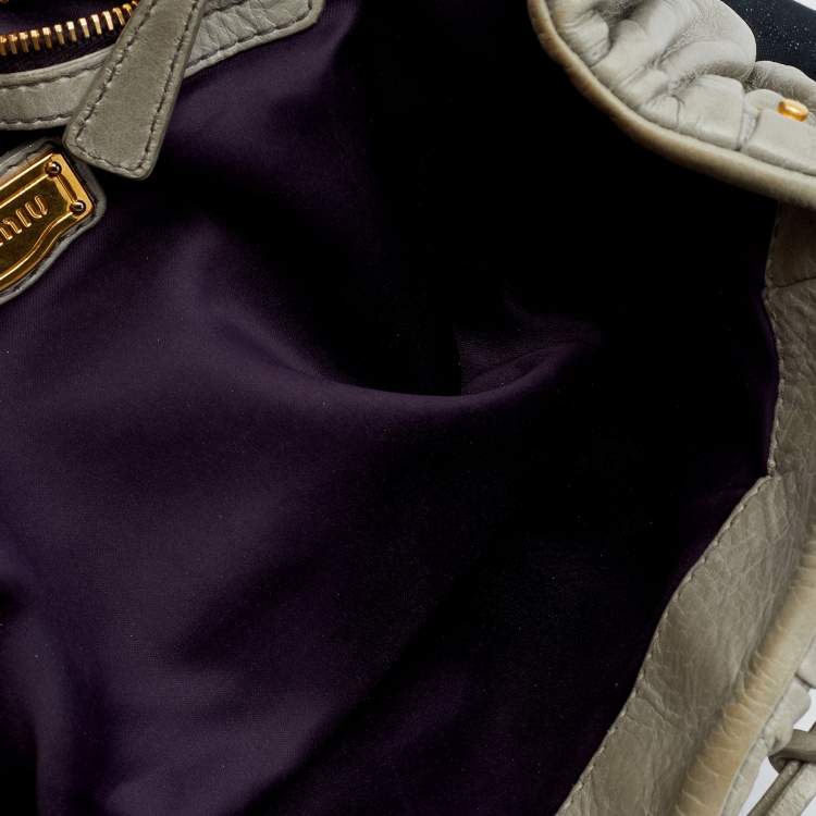 Pre Owned Miu Miu Grey Matelassé Leather Hobo