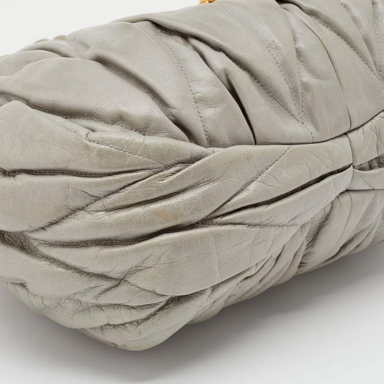 Pre Owned Miu Miu Grey Matelassé Leather Hobo