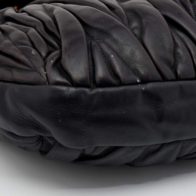 Pre Owned Miu Miu Black Matelassé Leather Coffer Hobo