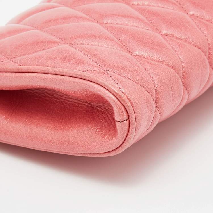 Pre Owned Miu Miu Pink Matelasse Leather Top Zip Clutch