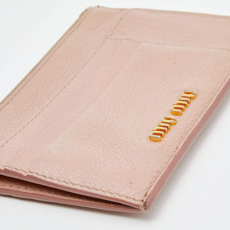 Pre Owned Miu Miu Beige Leather Zip Card Holder