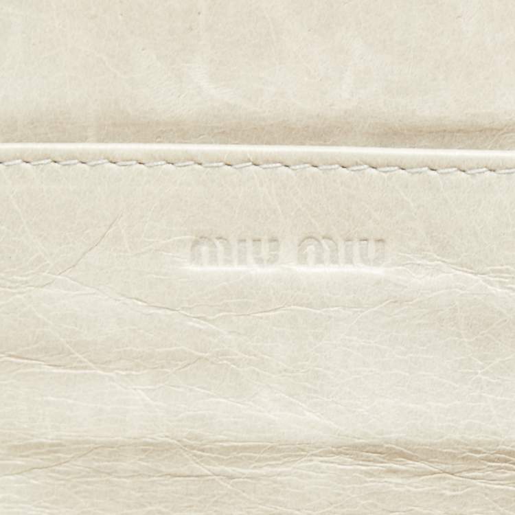 Pre Owned Miu Miu Olive Green Matelassé Leather Continental Wallet
