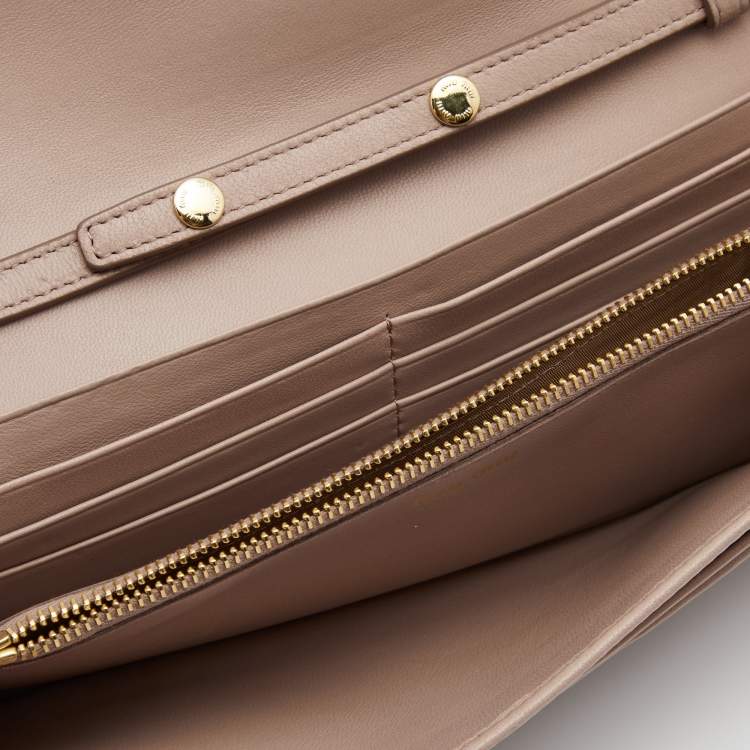 Pre Owned Miu Miu Beige Matelassé Leather Flap Wallet on Chain