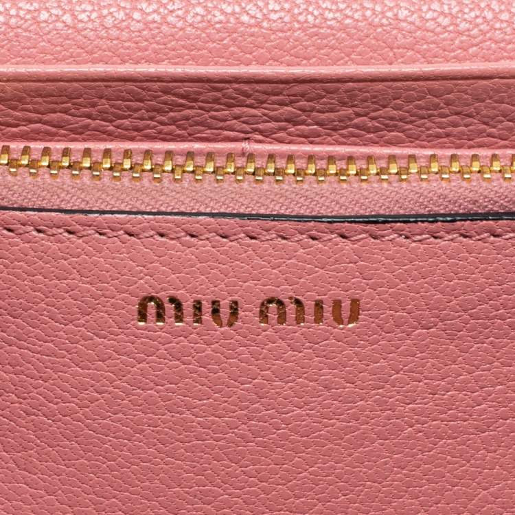 Pre Owned Miu Miu Pink Leather Logo Flap Continental Wallet