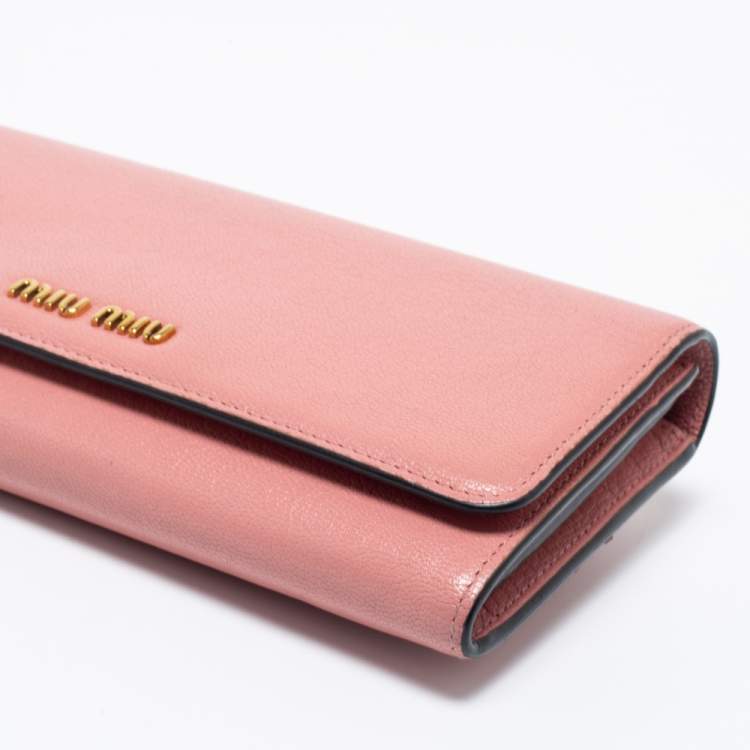 Pre Owned Miu Miu Pink Leather Logo Flap Continental Wallet
