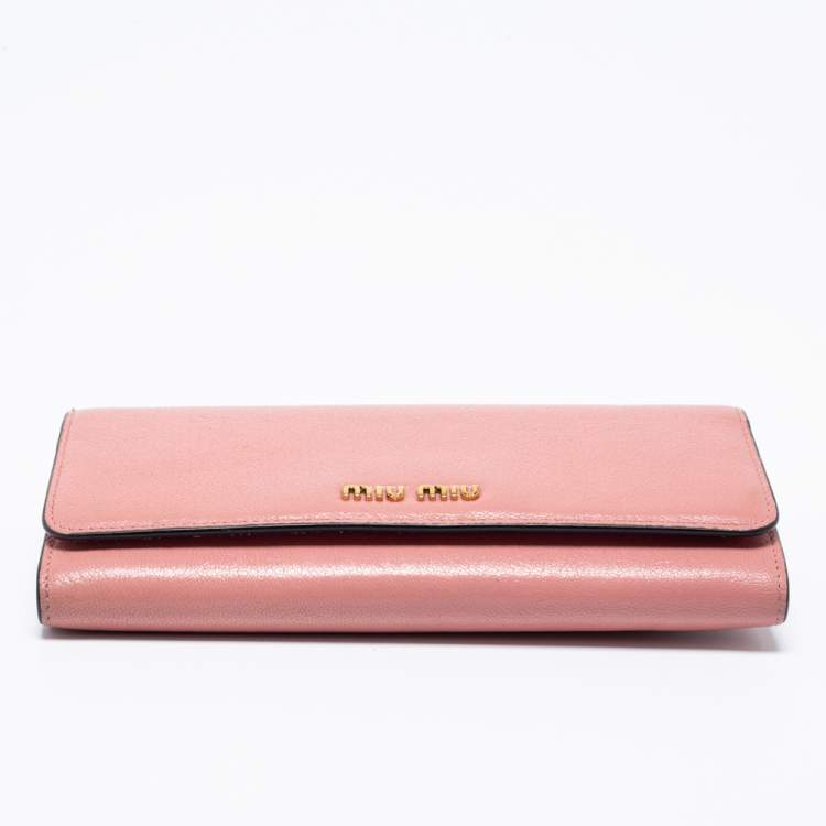 Pre Owned Miu Miu Pink Leather Logo Flap Continental Wallet