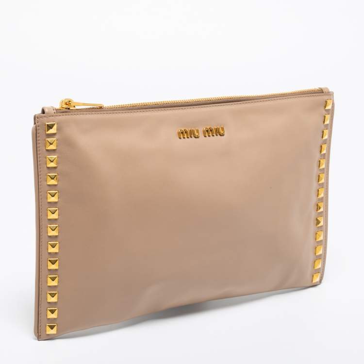 Pre Owned Miu Miu Beige Leather Studded Clutch