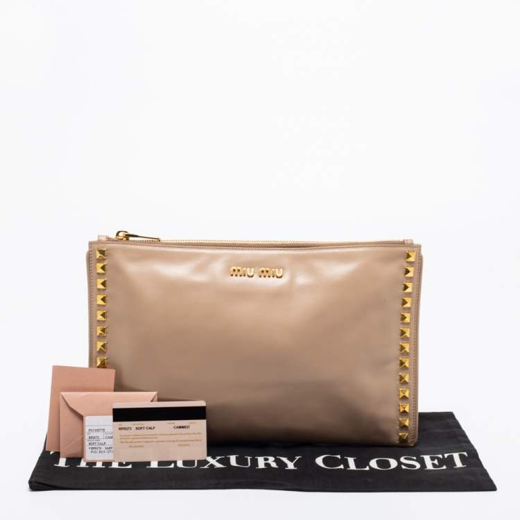Pre Owned Miu Miu Beige Leather Studded Clutch