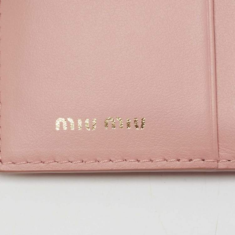 Pre Owned Miu Miu Pink Leather Bow Detail Compact Wallet