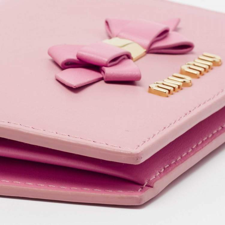 Pre Owned Miu Miu Pink Leather Bow Detail Compact Wallet