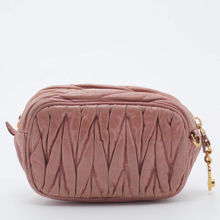 Pre Owned Miu Miu Dusty Pink Matelasse Leather Zipper Crossbody Bag
