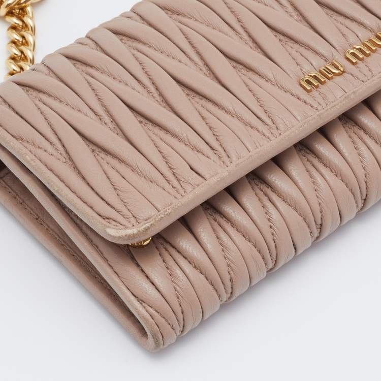 Pre Owned Miu Miu Beige Leather Matelasse Flap WOC Wallet
