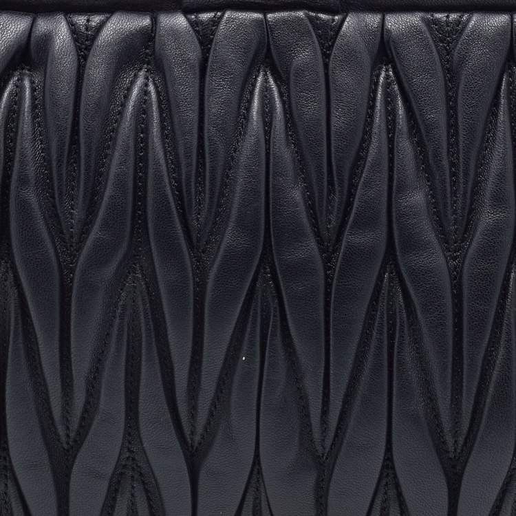 Pre Owned Miu Miu Black Matelassé Leather Frame Clutch