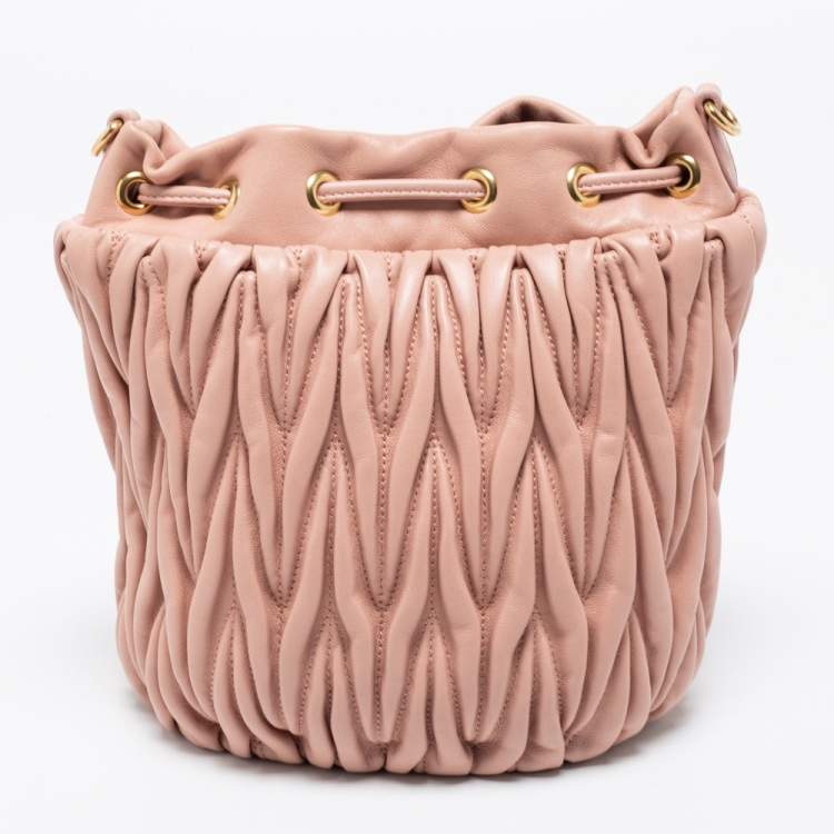 Pre Owned Miu Miu Pink Matelassé Leather Drawstring Bucket Bag