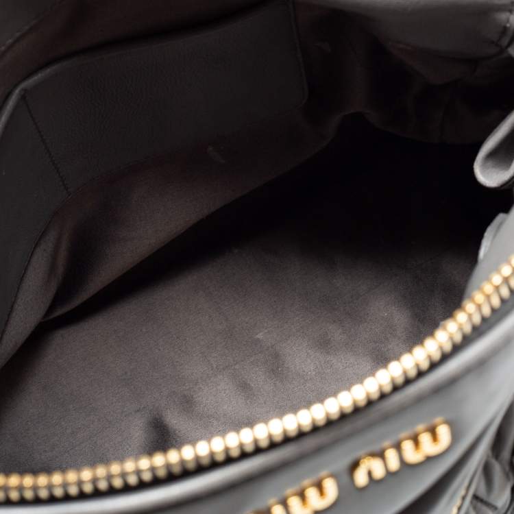 Pre Owned Miu Miu Grey Matelassé Leather Flap Tote