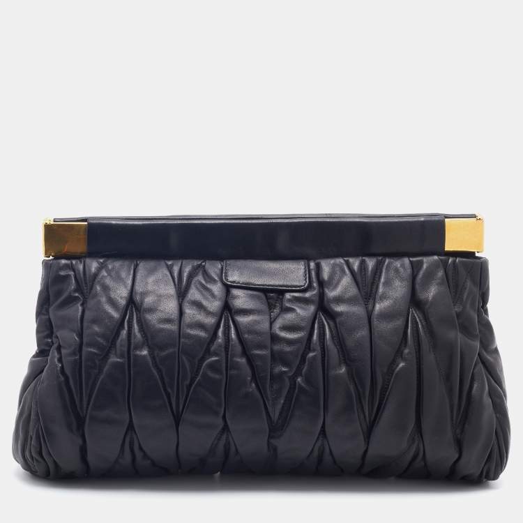【MIU MIU】MATERASSE CLUTCH 1000x750.JPG?1485089742