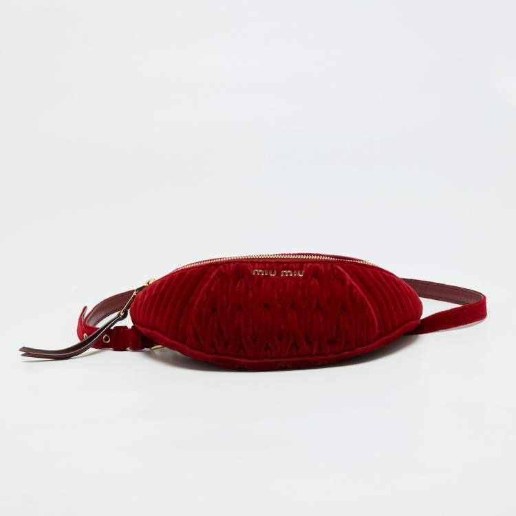 Pre Owned Miu Miu Red Matelassé Velvet Belt Bag