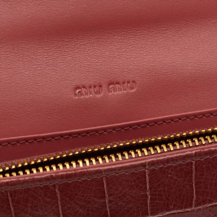 Pre Owned Miu Miu Light Burgundy Croc Embossed Patent Leather Continental Wallet