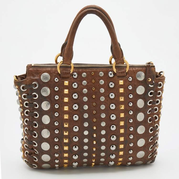 مملوكة مسبقًا Miu Miu Brown Studded Leather Monk Zip Satchel