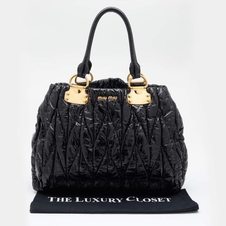 Pre Owned Miu Miu Black Matelassé Patent Leather Tote