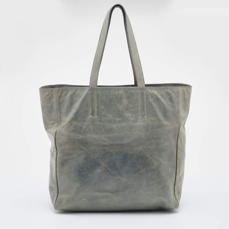 Pre Owned Miu Miu Pastel Green Leather Shopper Tote