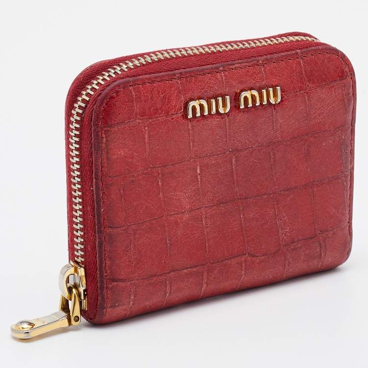 Pre Owned Miu Miu Red Croc Embossed Leather Compact Zip Around Wallet