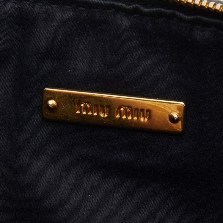 Pre Owned Miu Miu Black Matelassé Leather Top Zip Clutch 