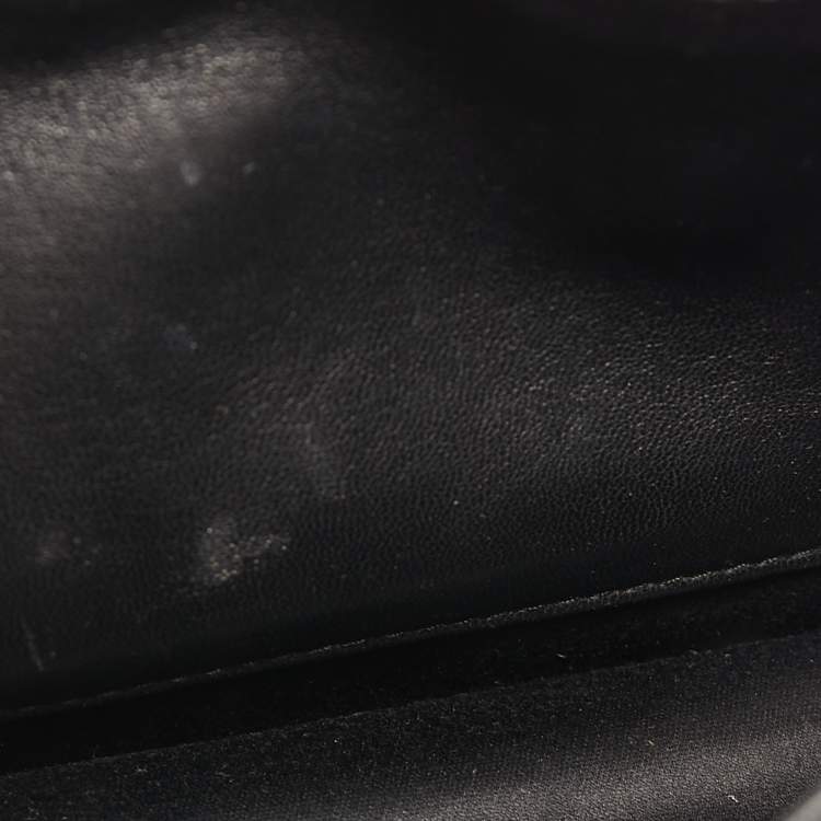 Pre Owned Miu Miu Black Matelassé Leather Confidential Shoulder Bag