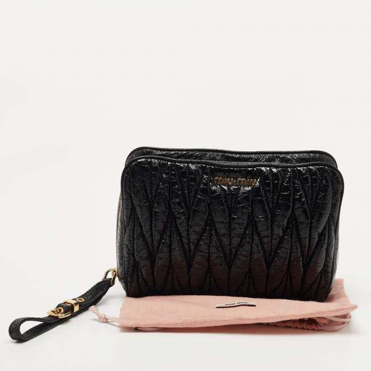 Pre Owned Miu Miu Black Matelassé Patent Leather Zip Wristlet Pouch
