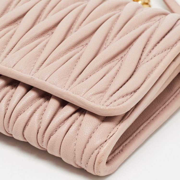 Pre Owned Miu Miu Pink Matelasse Leather Flap Chain Clutch