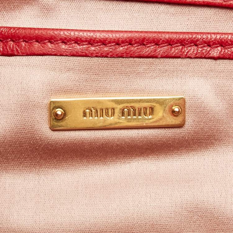مملوكة مسبقًا Miu Miu Red Matelasse Leather Shoulder Bag
