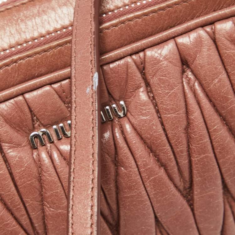 Pre Owned Miu Miu Dusty Pink Matelasse Lux Leather Double Zip Crossbody Bag