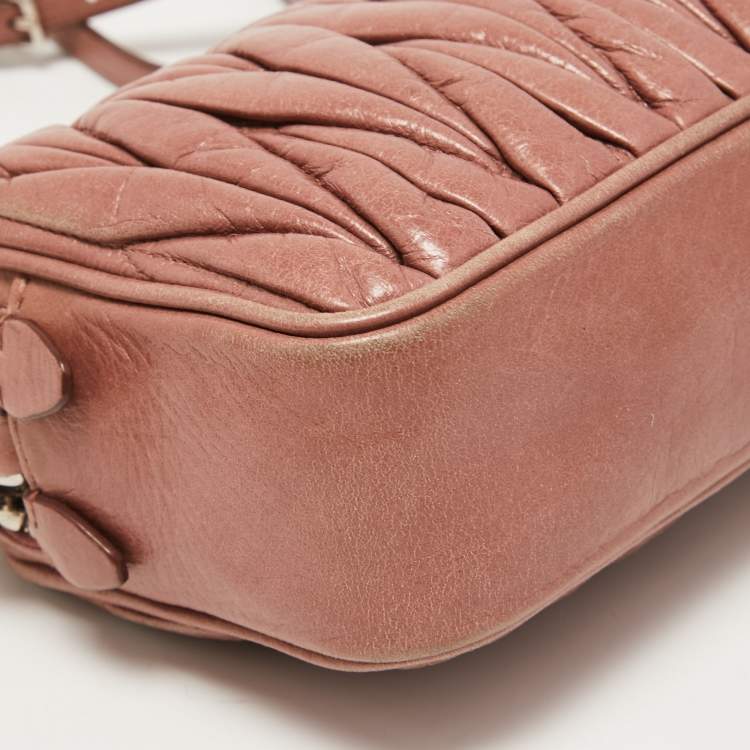 Pre Owned Miu Miu Dusty Pink Matelasse Lux Leather Double Zip Crossbody Bag