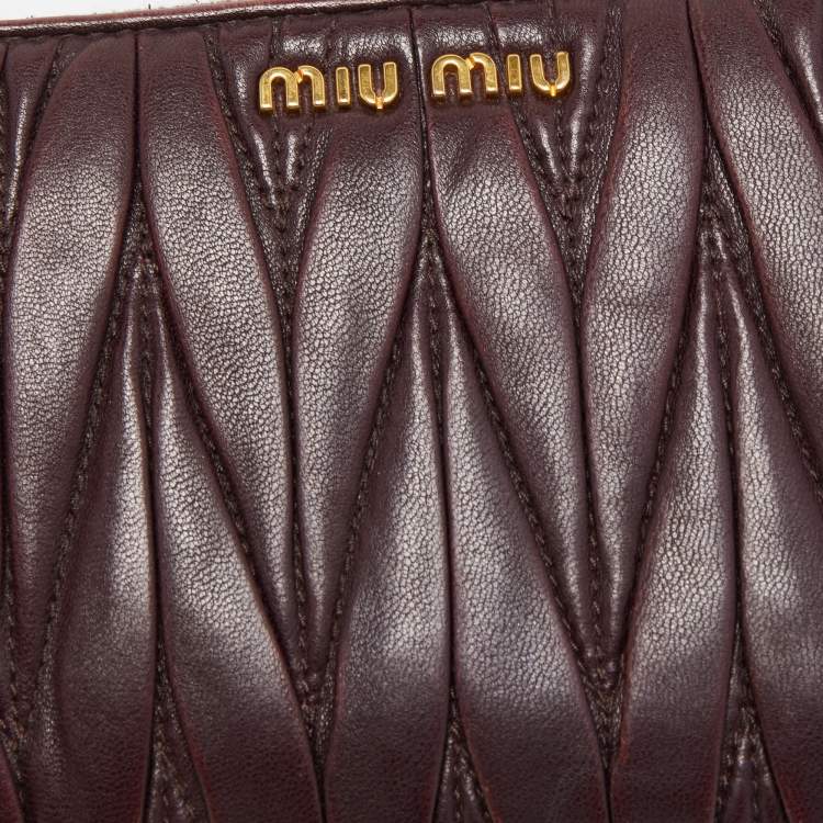 Pre Owned Miu Miu Burgundy Matelassé Leather Zip Around Wallet
