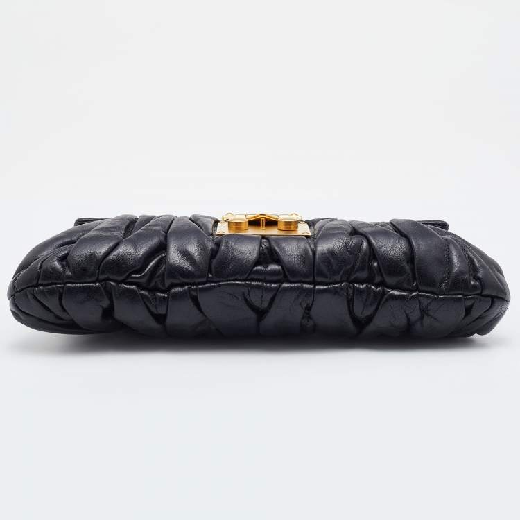Pre Owned Miu Miu Black Matelasse Leather Pushlock Clutch Bag